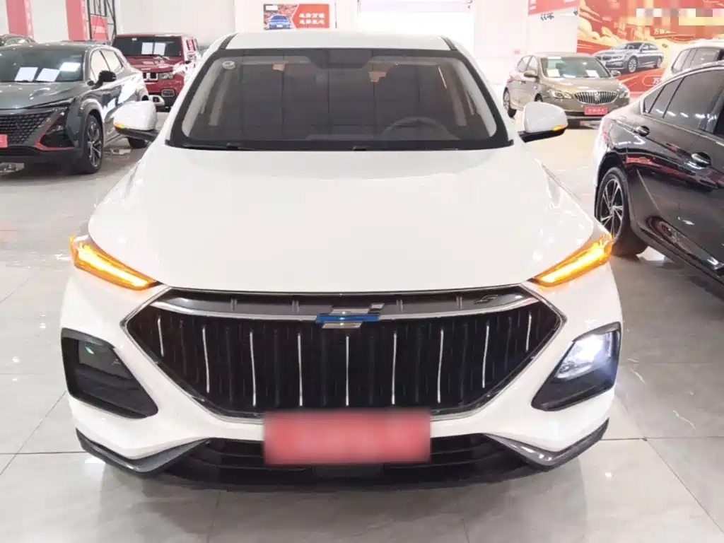 Changan Oshan X5 1.6 L CVT Luxury