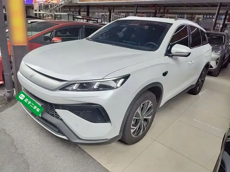 BYD Song Pro NEV DM-i 133 KM Transcend