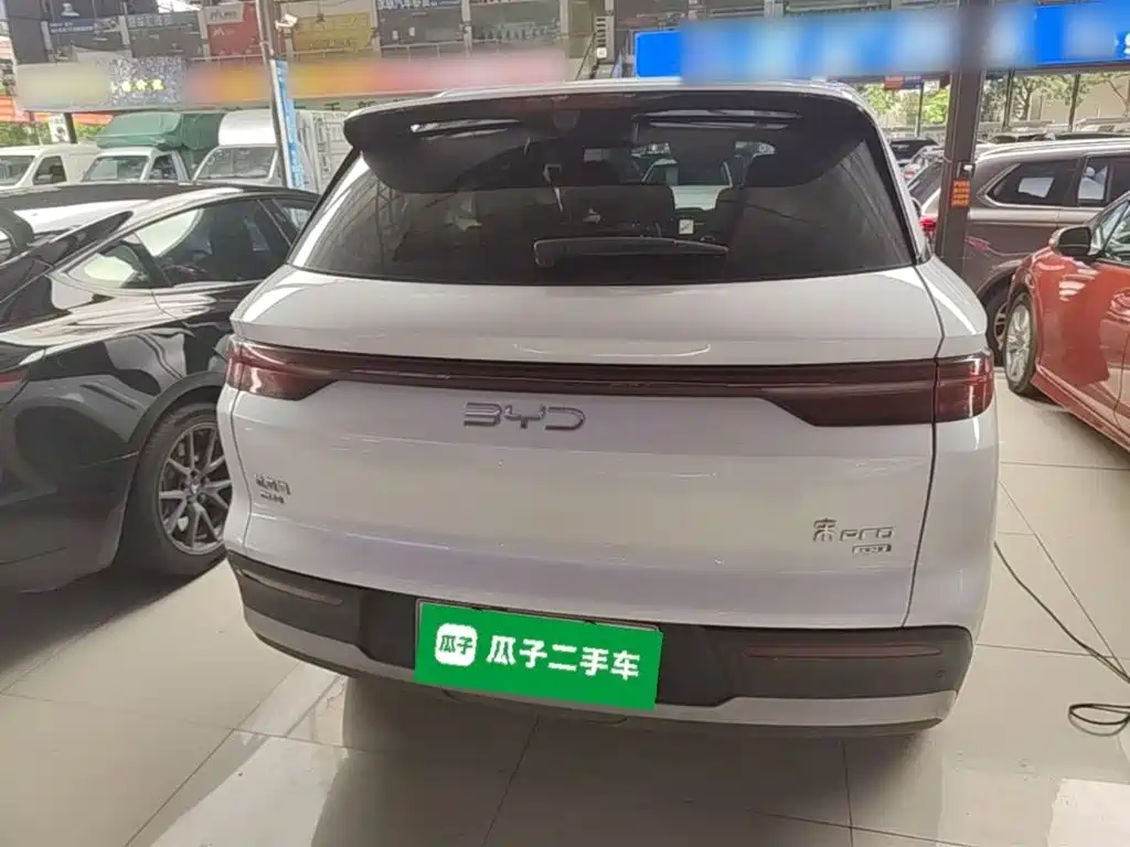 Song Pro NEV DM-i 133 KM Transcend