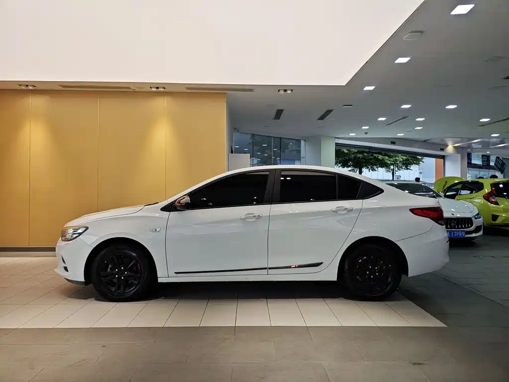 Cavalier 科沃兹 2019款 325 T 双离合欣悦版