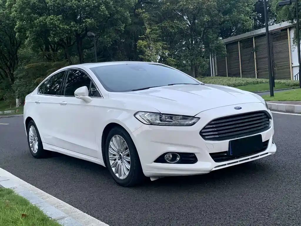 Mondeo 2.0 L GTDi200 Luxury