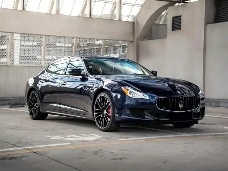 Maserati Quattroporte 3.0 T Standard