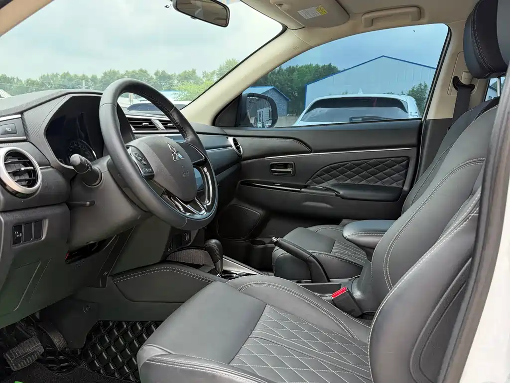 ASX 2.0 L CVT Smart Leading