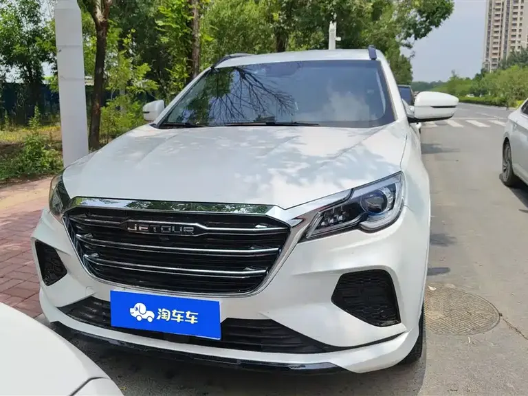 Jetour X70 1.5 T Manual Smooth Travel 5-seat