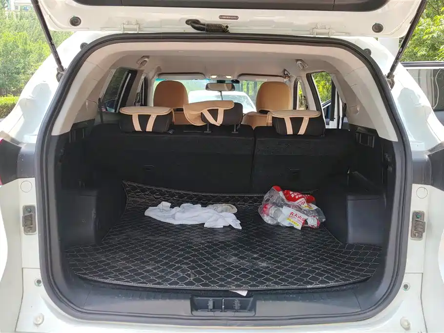 Jetour X70 1.5 T Manual Smooth Travel 5-seat