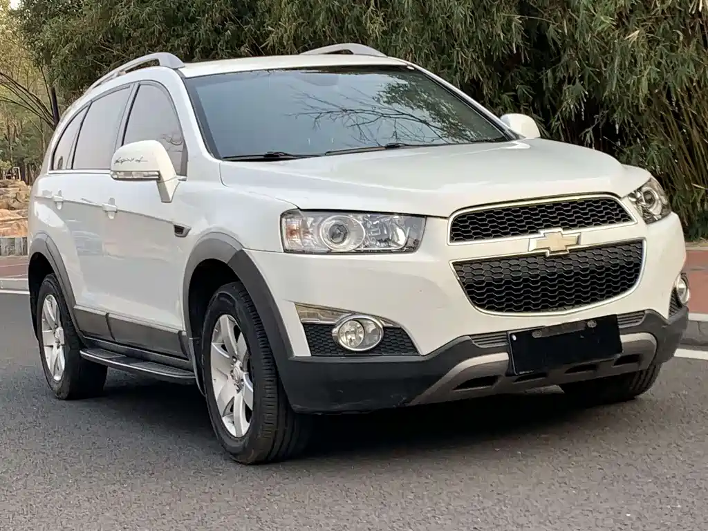 Captiva 2.4 L 2 WD City 5-seat