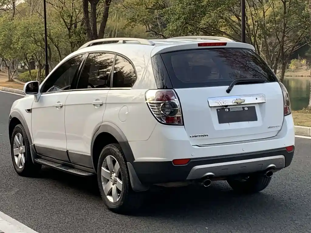 Captiva 2.4 L 2 WD City 5-seat