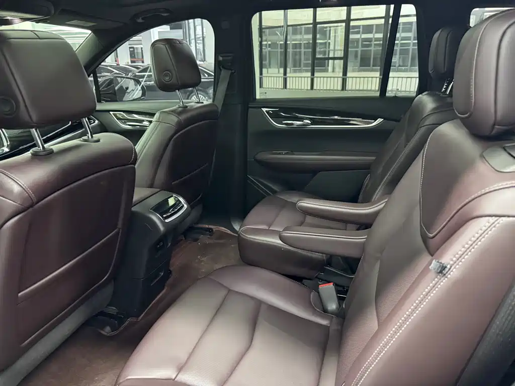 Cadillac XT6 28 T 6-seat 4 WD Luxury