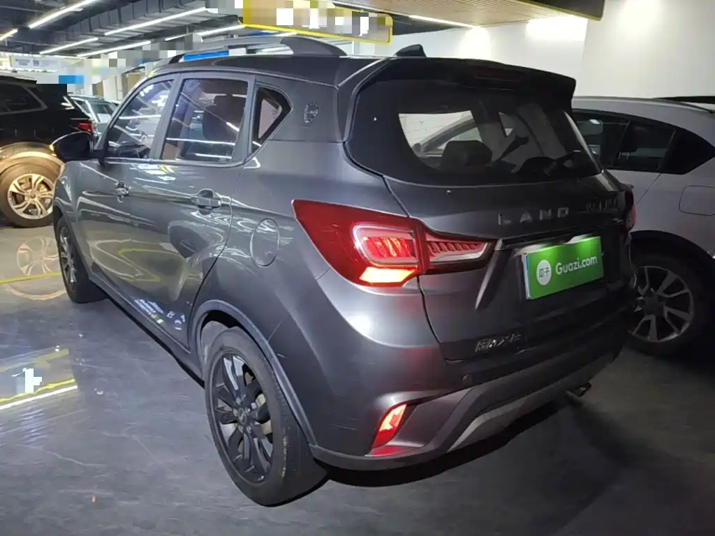 Landwind X2 陆风X2 2017款 1.6 L 自动铂锐版