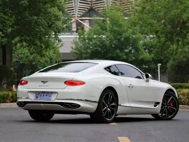 Continental GT 4.0 T GT V8