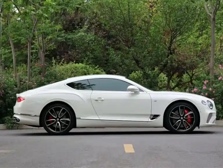 Continental GT 4.0 T GT V8