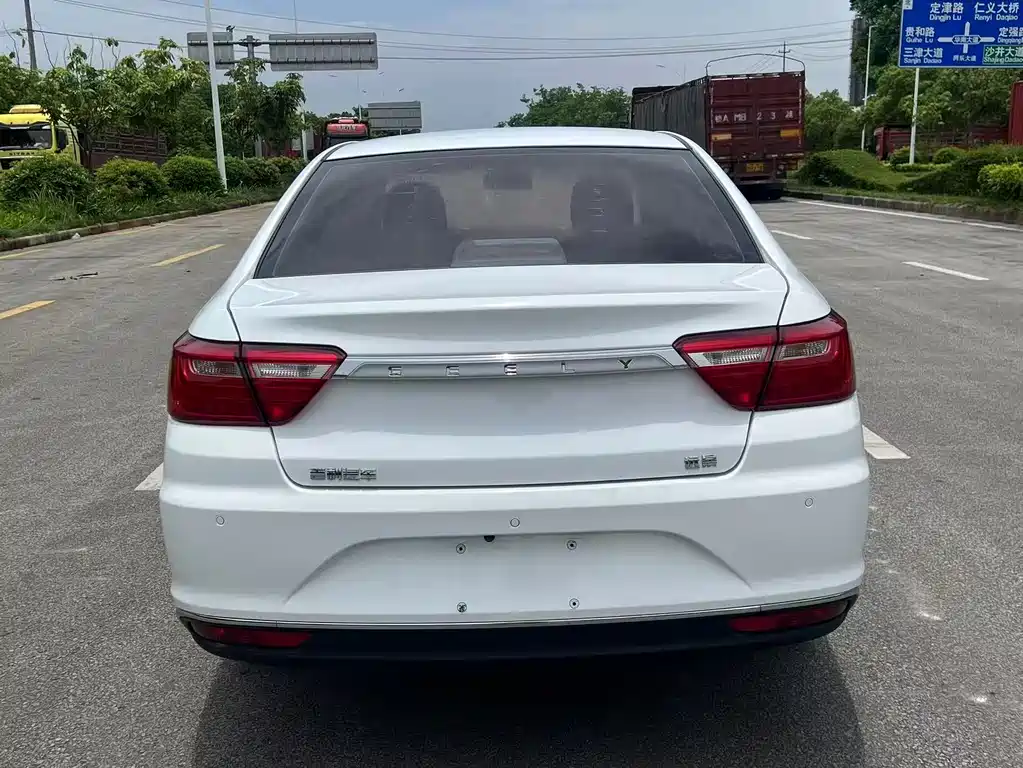 Vision 1.5 L Manual Happy