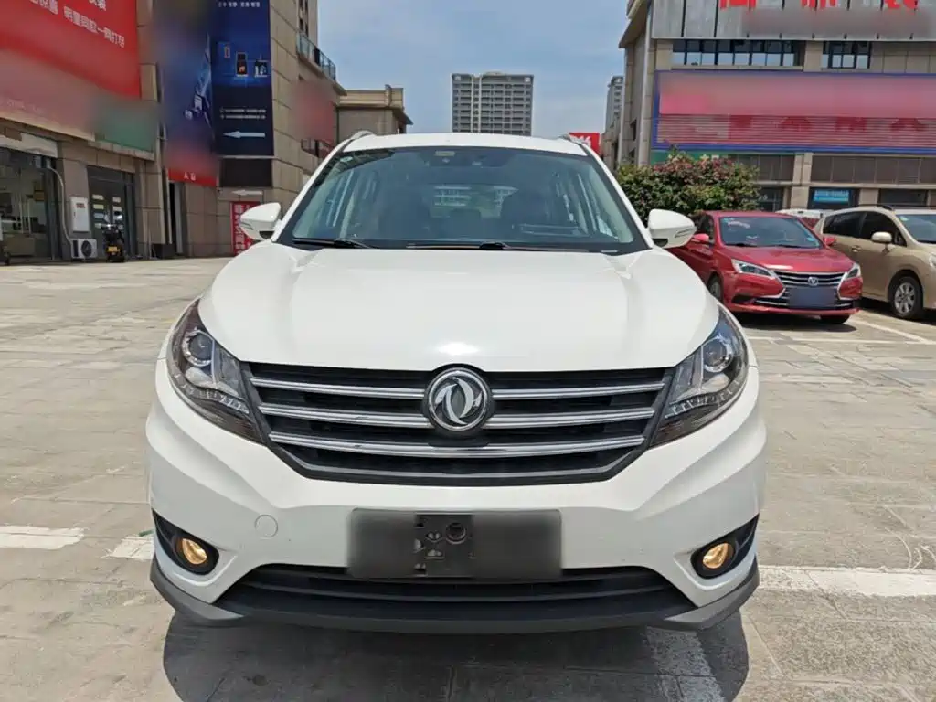 Fengguang 580 1.5 T CVT Luxury
