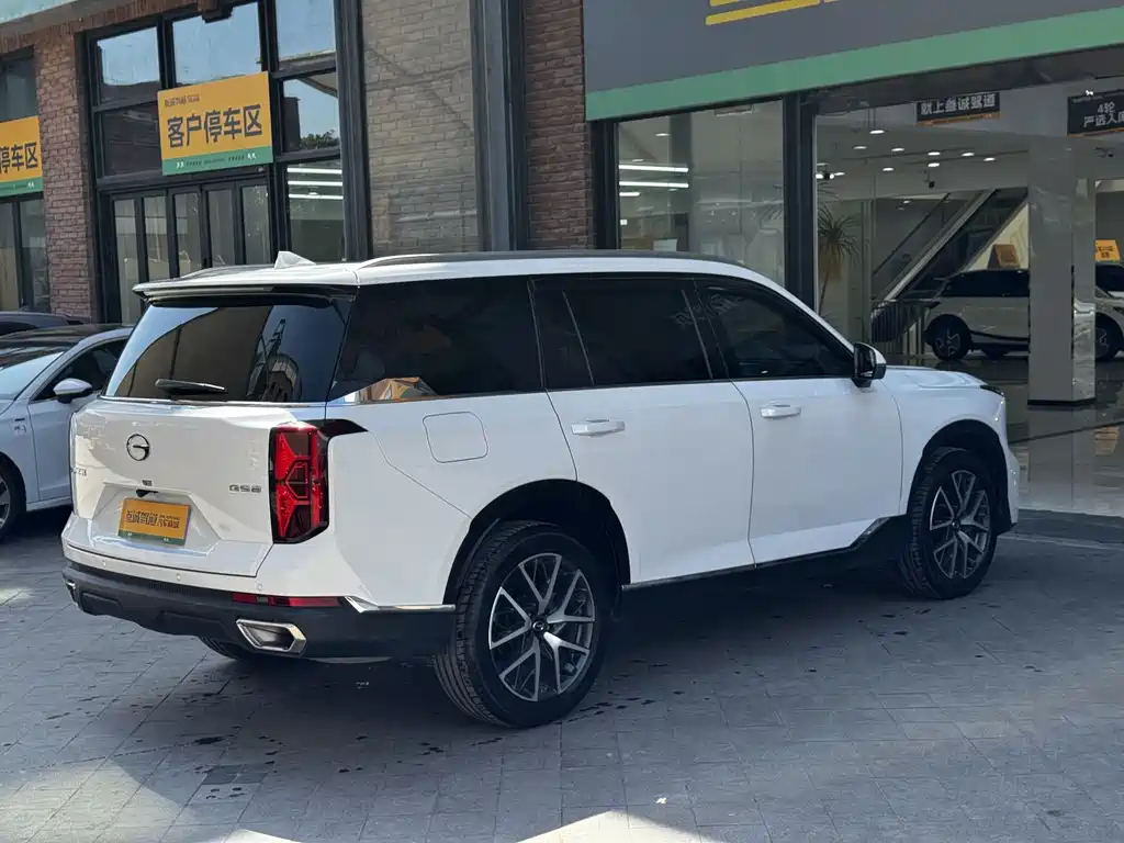 GAC Trumpchi GS8 Navigator Series 2.0 TGDI 2 WD Luxury Connected 7-seat