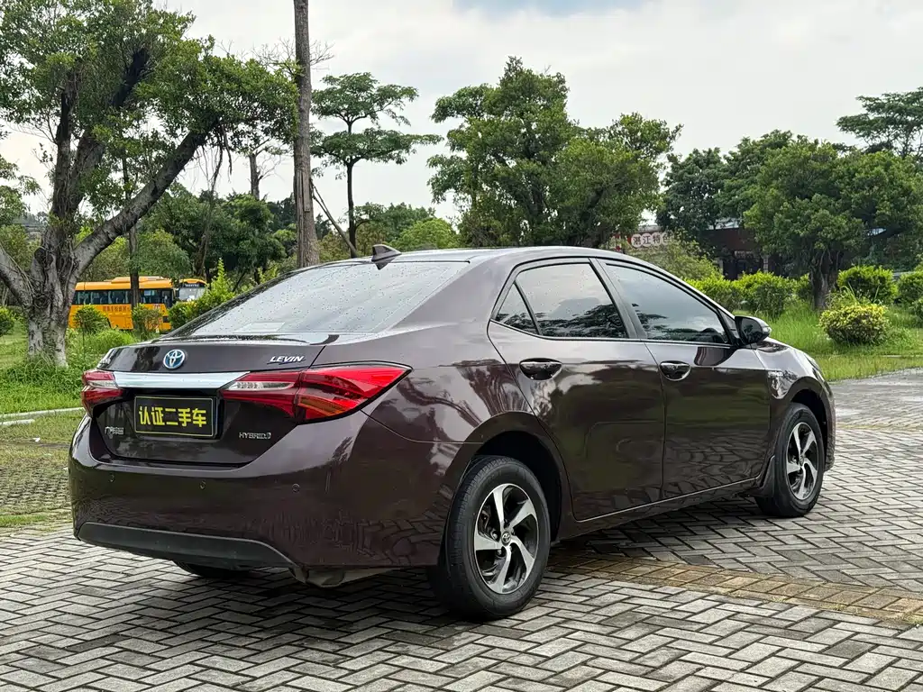 Levin Facelift Dual Engine 1.8 H GS E-CVT Elite Sunroof CN-V