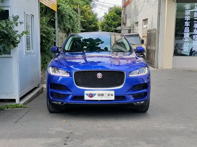 Jaguar F-PACE 2.0 T 2 WD Urban Premium