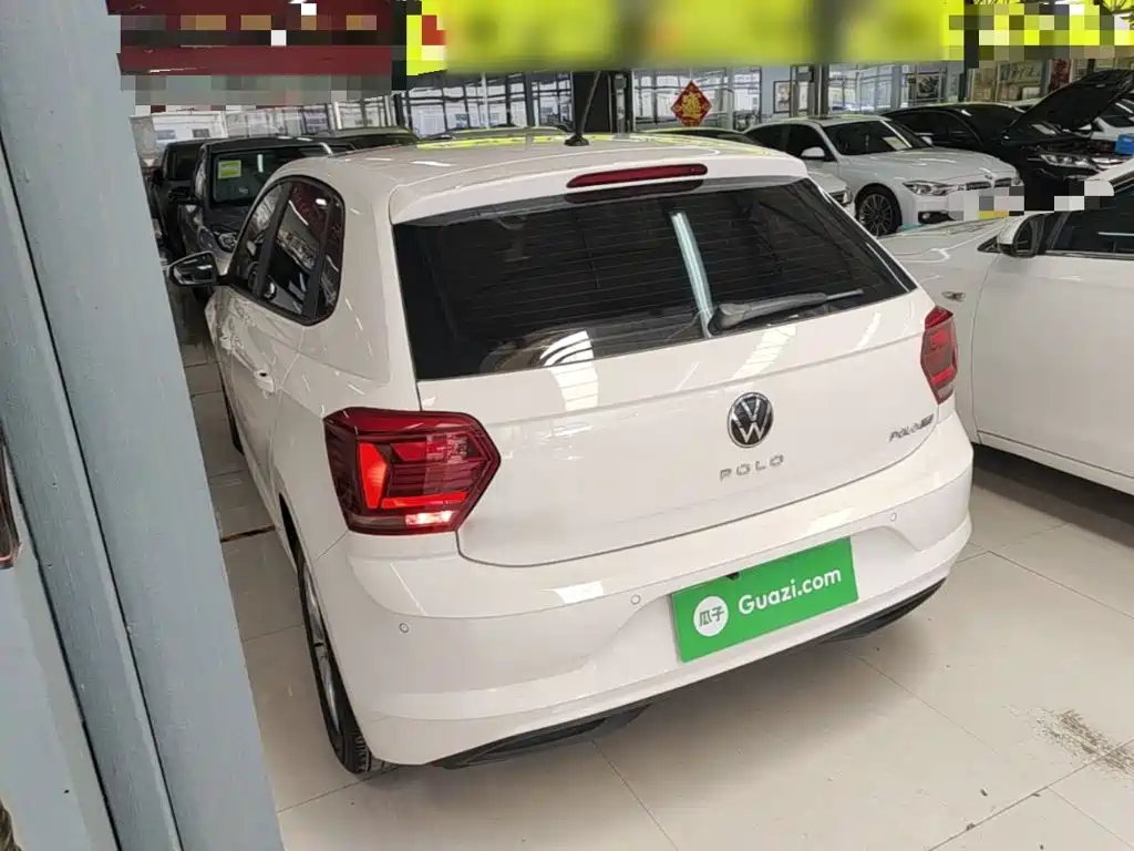 Polo Plus 1.5 L Auto Colorful Tech