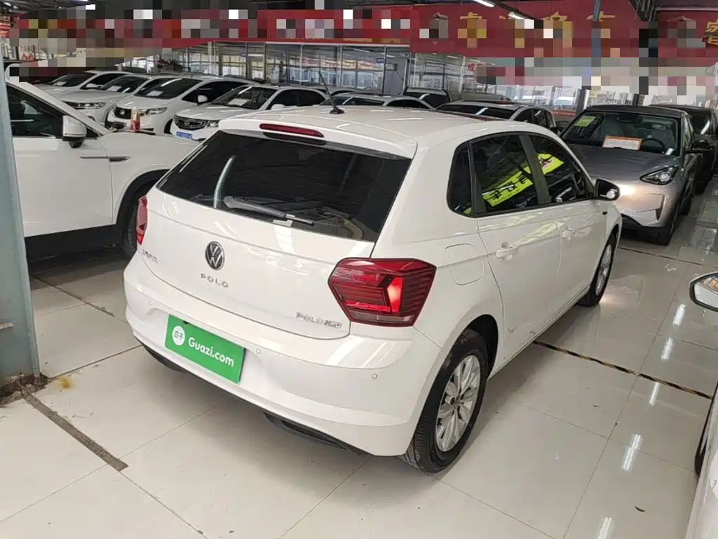 Polo Plus 1.5 L Auto Colorful Tech