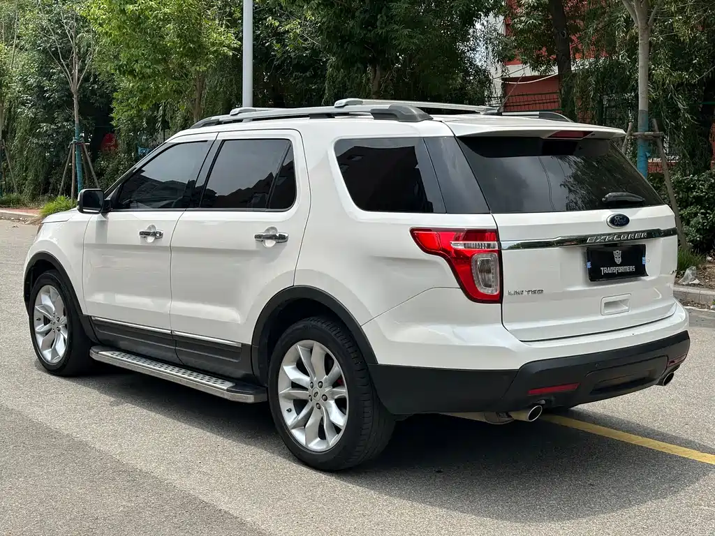 Explorer (Import) 3.5 L Premium