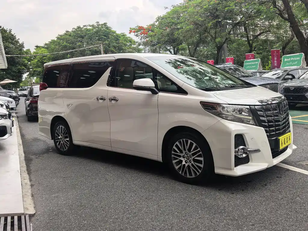 Alphard 3.5 L Luxury