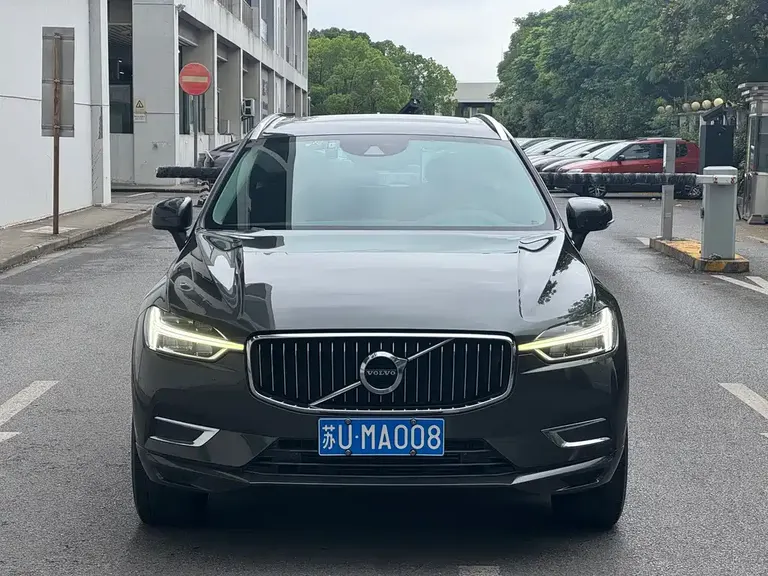 Volvo XC60 T5 4 WD Smart Ease CN-VI