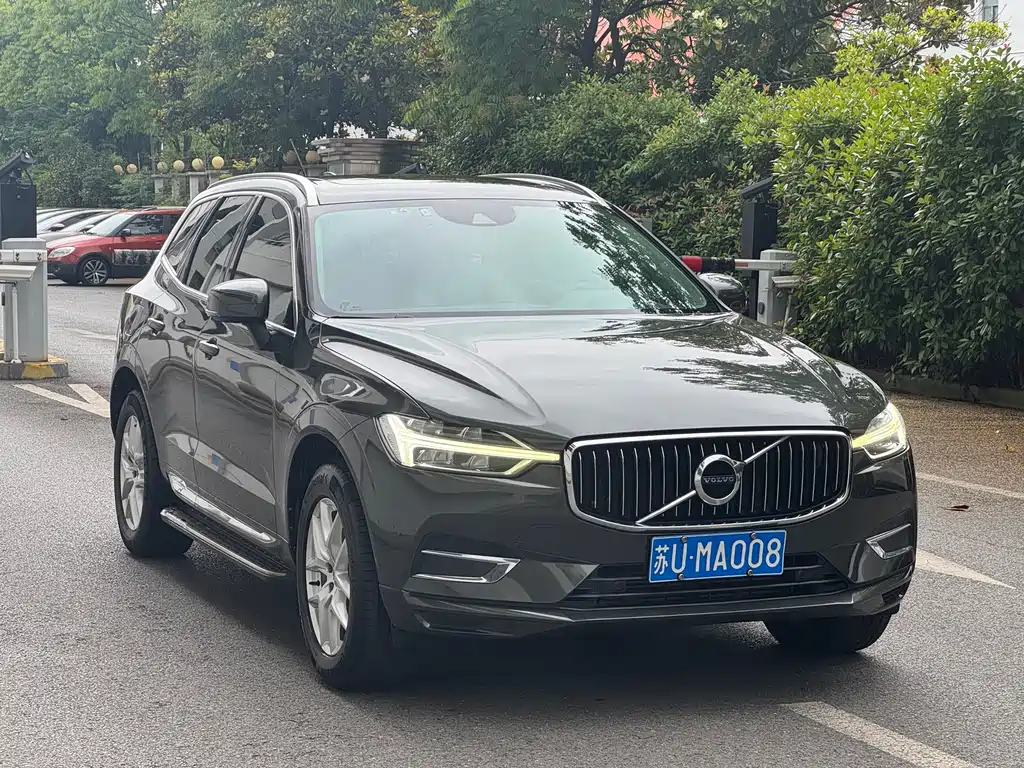 Volvo XC60 T5 4 WD Smart Ease CN-VI