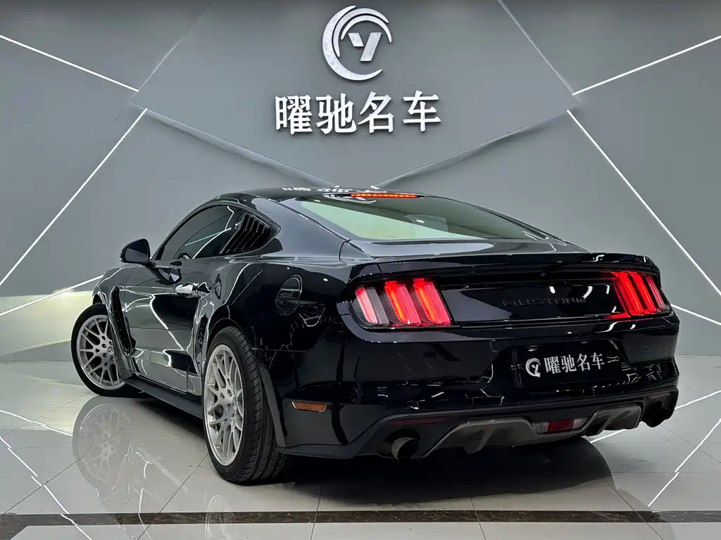 Mustang 2.3 T Performance
