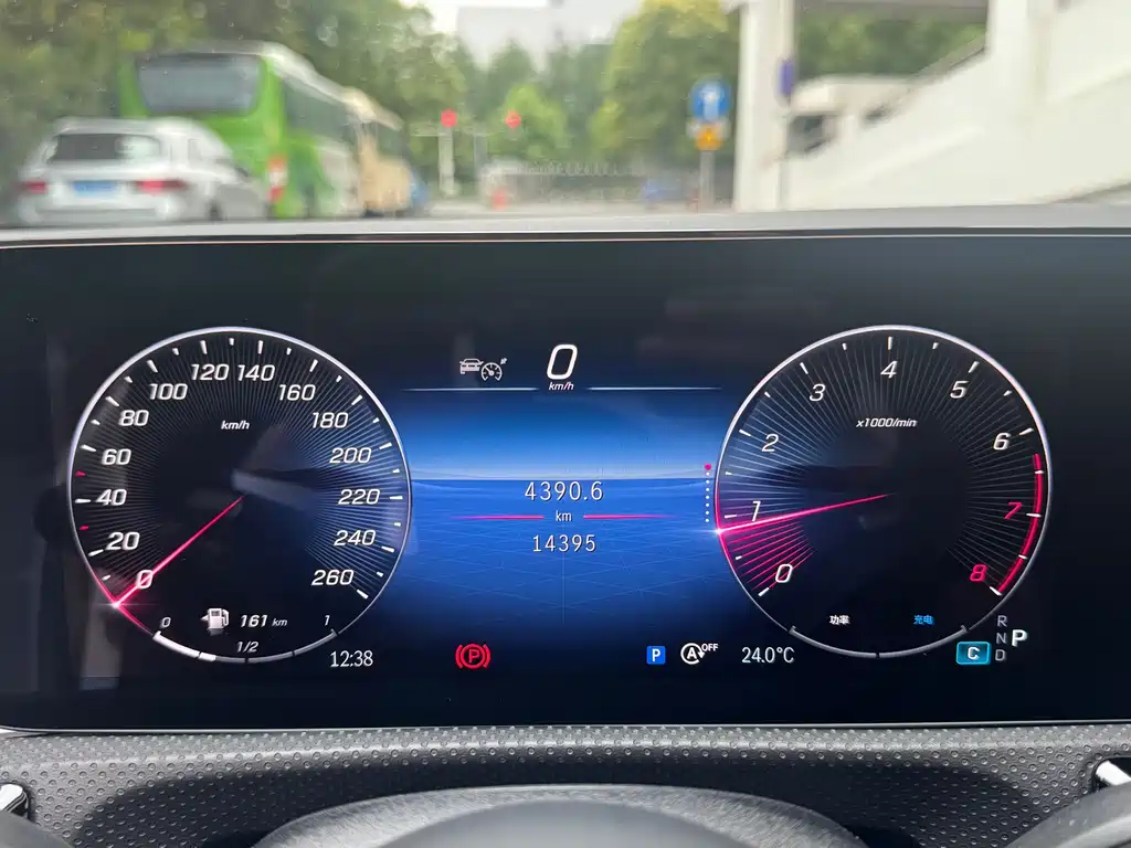 Mercedes-Benz CLA (Import) 奔驰CLA进口 2025款 CLA 220