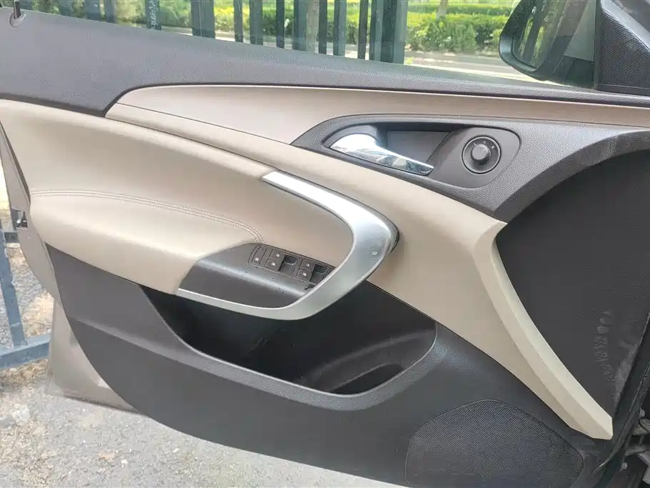Regal 2.0 L Comfort