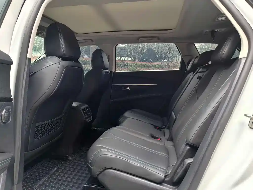 Peugeot 5008 400 THP True Love 5-seat