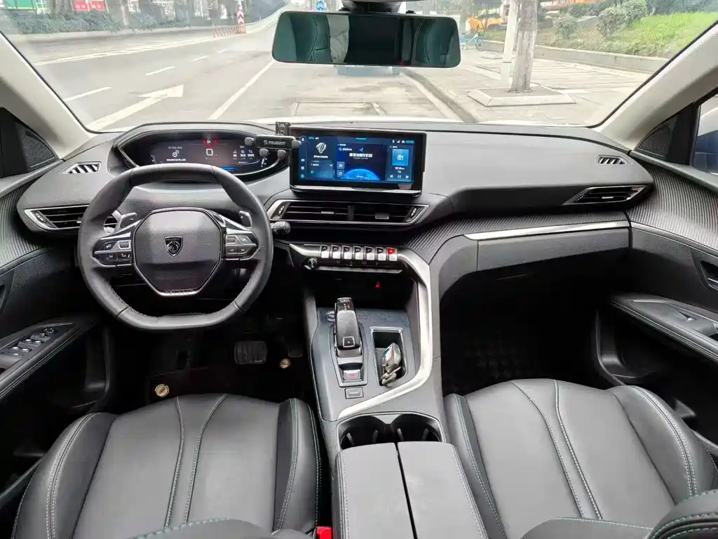 Peugeot 5008 400 THP True Love 5-seat