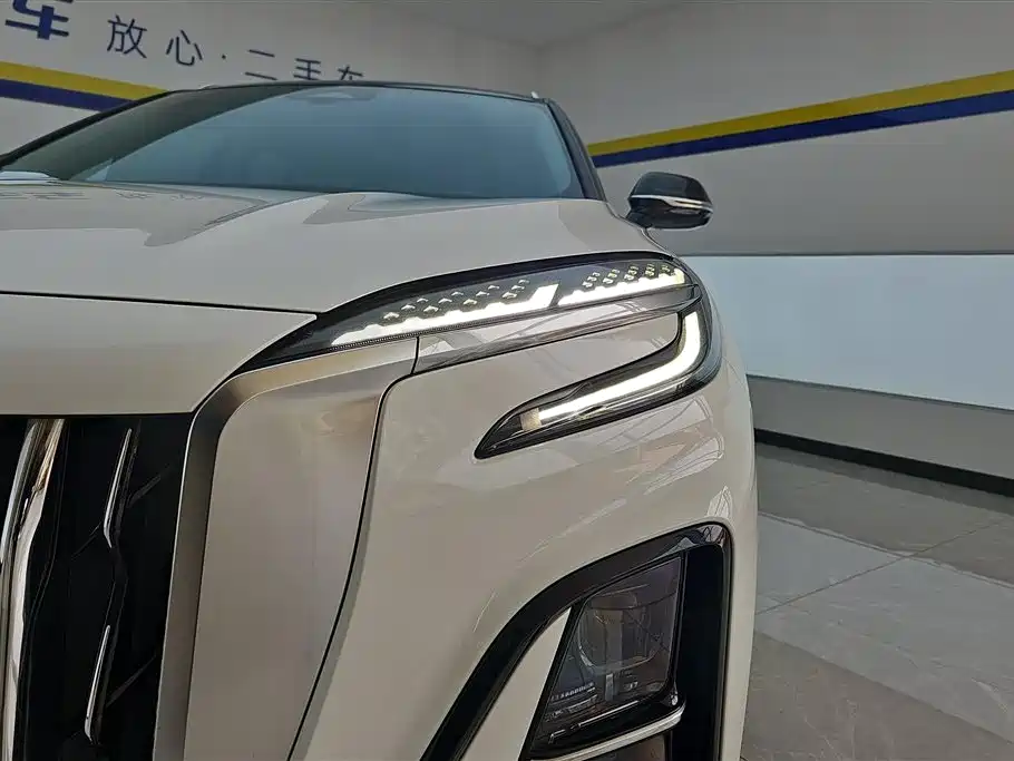 Hongqi HS3 1.5 T 2 WD Good Deed