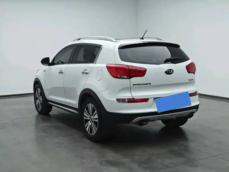 Kia Sportage 2.0 L Auto 2 WD DLX