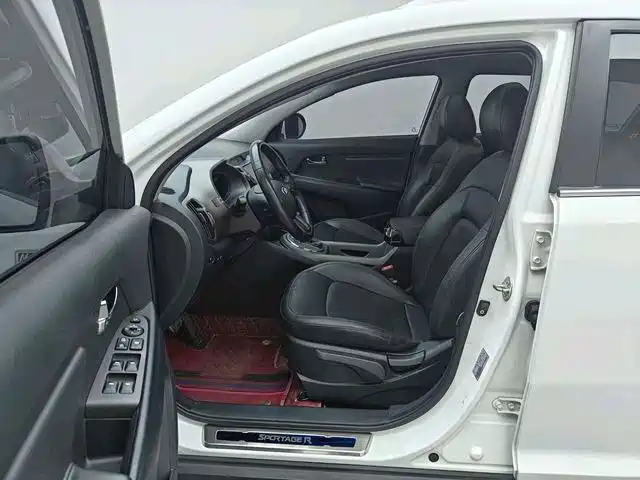 Sportage 2.0 L Auto 2 WD DLX