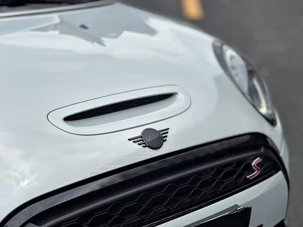 MINI MINI 2022款 2.0 T COOPER S The Coopers 纪念版
