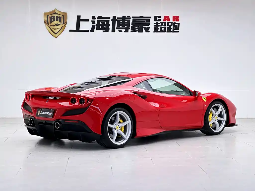 Ferrari F8 Tributo 3.9 T V8