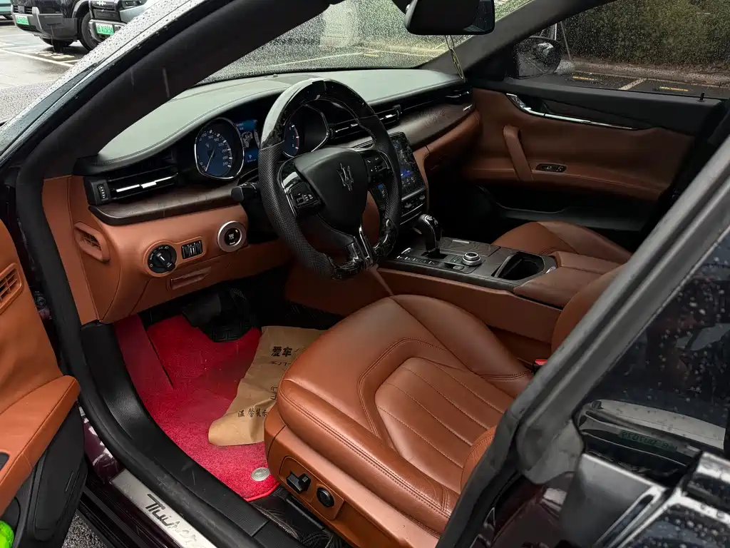 Quattroporte 3.0 T Standard