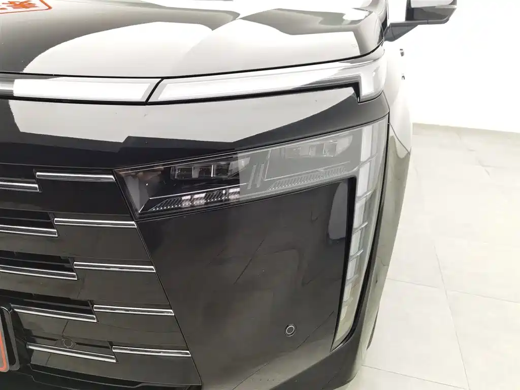 Trumpchi E8 NEV 传祺E8 PHEV 2024款 150 km MAX+