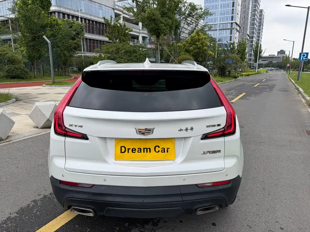 Cadillac XT4 Facelift 28 T 2 WD Tech