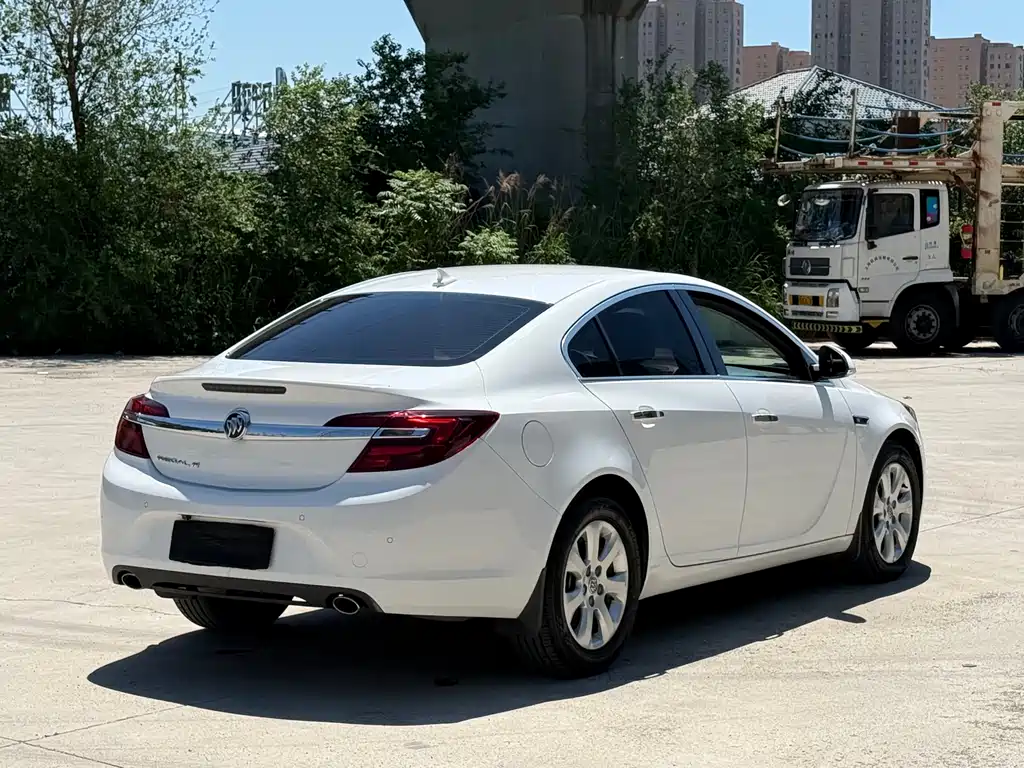 Regal 1.6 T Leading Tech