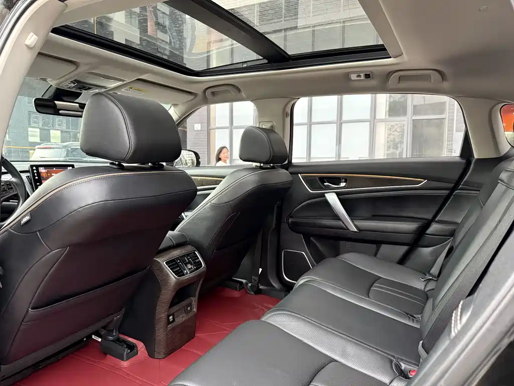 Avancier 370 TURBO 4 WD Premium