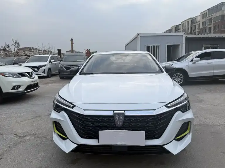 Roewe i6 MAX NEV 1.5 T PHEV Ride-hail Luxury