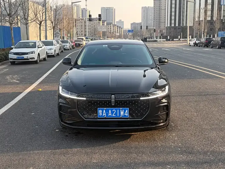 Lincoln Z i Cool Graceful