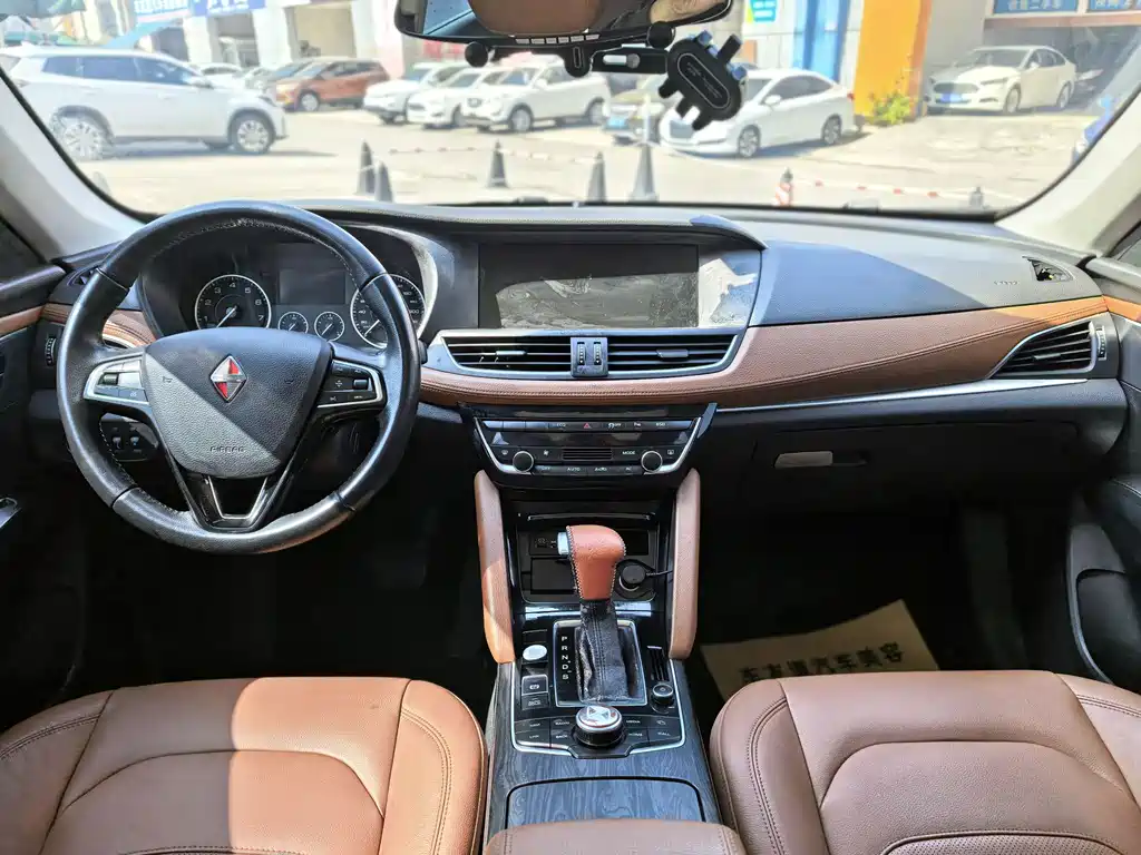 Borgward BX7 28 T 2 WD Luxury 5-seat