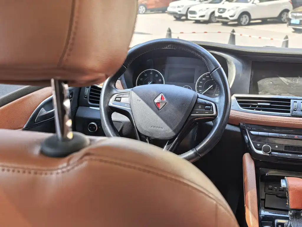 Borgward BX7 28 T 2 WD Luxury 5-seat