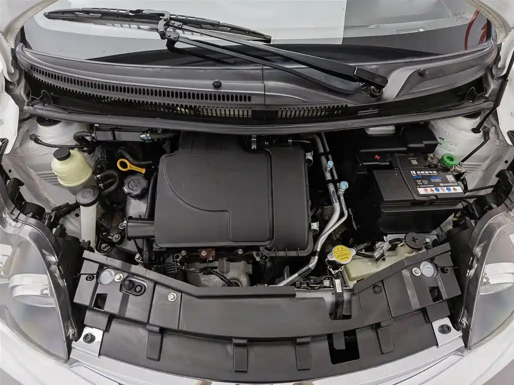 BYD F0 1.0 L AMT Xuan Cool