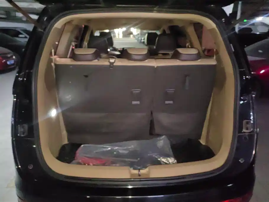 Baojun 730 宝骏730 2017款 1.5 T 手动尊享型 7座