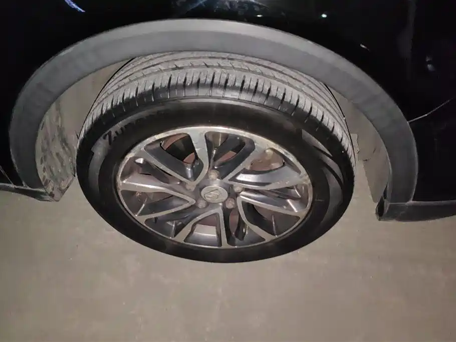 Baojun 730 宝骏730 2017款 1.5 T 手动尊享型 7座