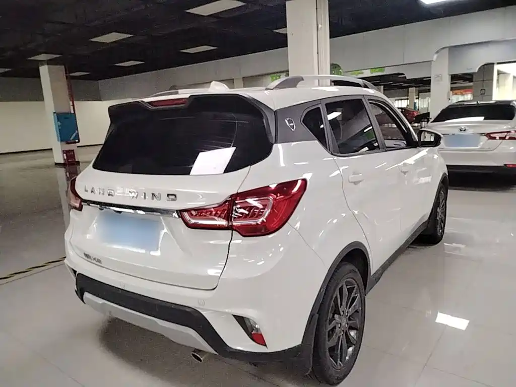 Landwind X2 陆风X2 2017款 1.6 L 自动劲锐版