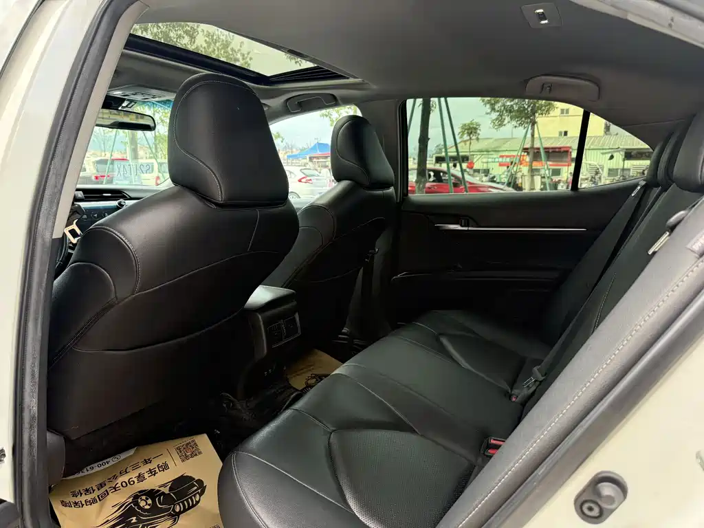 Camry Dual Engine 2.5 HS Sharp Style CN-V
